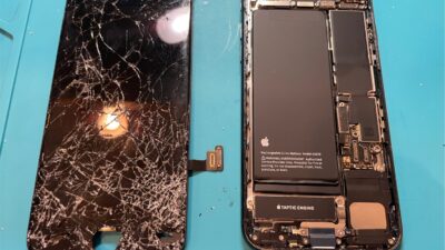 画面が粉々、iPhoneSE3の画面修理ご対応【iPhone修理所沢】