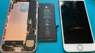 画面割れ＋液晶漏れ、即日で修理完了【iPhone修理所沢】