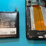 XPERIA5Ⅱバッテリー膨張の修理【スマホ修理所沢】