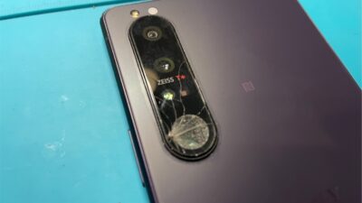 XPERIA1Ⅲカメラレンズ割れの修理【スマホ修理所沢】