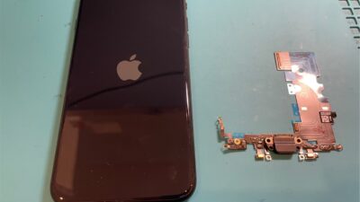 iPhoneSE第3世代充電口の修理ご依頼【iPhone修理所沢】
