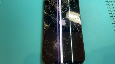 バキバキの画面即日修理iPhone15【iPhone修理所沢】