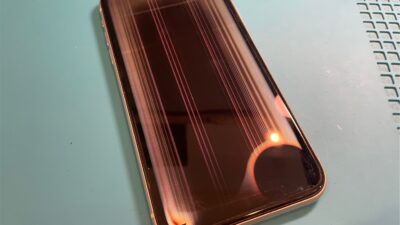 iPhone11液晶不良の原因は水没かも【iPhone修理所沢】