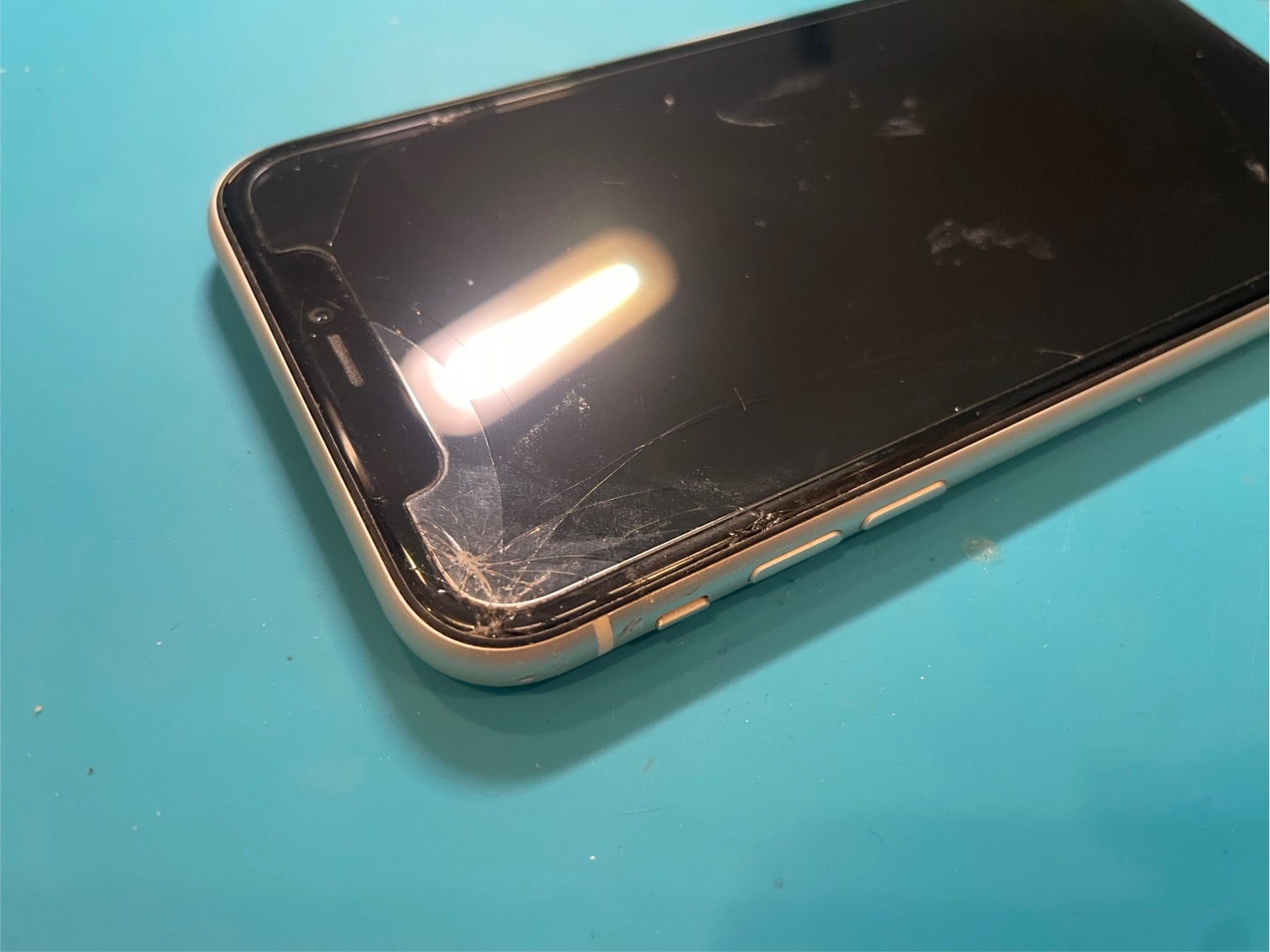 iPhone11画面修理&バッテリー交換【iPhone修理所沢】 | iPhone