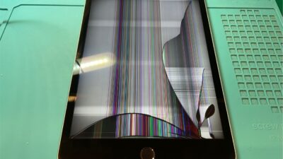 iPadmini4液晶故障の画面修理【iPad修理所沢】