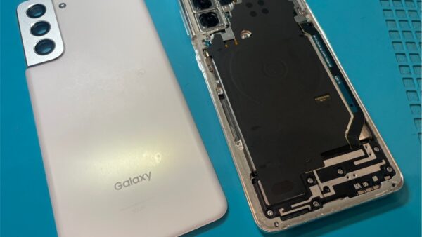 GalaxyS21バッテリー交換即日対応【スマホ修理所沢】