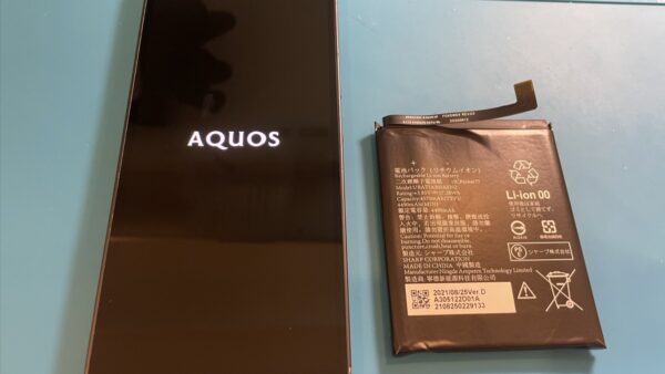 AQUOS/Sense6バッテリー交換【スマホ修理所沢】