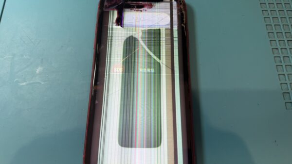 iPhone11液晶故障の画面修理【iPhone修理所沢】