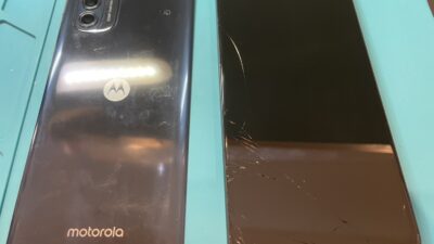 Motorola moto g52j画面修理のご依頼【スマホ修理所沢】