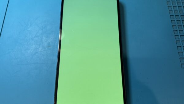 iPhone14ProMax画面修理 【iPhone修理所沢】