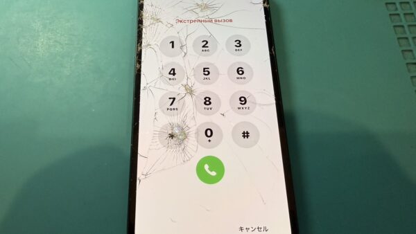 iPhone13交通事故後ガラス割れ画面修理【iPhone修理所沢】