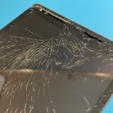 iPadバキバキの画面、お直し可能です。【iPad修理所沢】