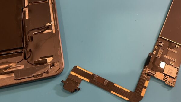 iPadの充電不具合修理可能です【iPad修理所沢】