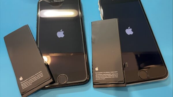 2台まとめてiPhoneSE3バッテリー交換【iPhone修理所沢】