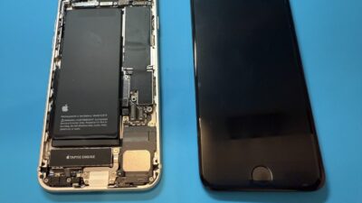 画面の縞模様が気になるiPhoneSE3の修理【iPhone修理川越】