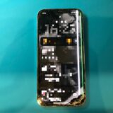 iPhone12ProMax画面故障で縦線が入る【iPhone修理所沢】