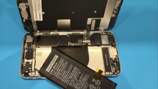 2回目のバッテリー交換iPhoneSE2【iPhone修理所...