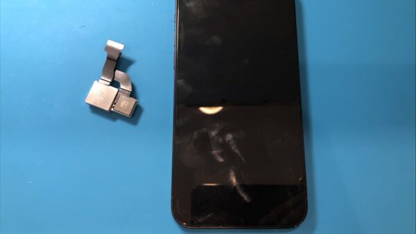 iPhone12カメラ故障の修理【iPhone修理所沢】