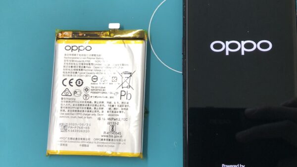 OPPO Reno 3A バッテリー交換【スマホ修理所沢】