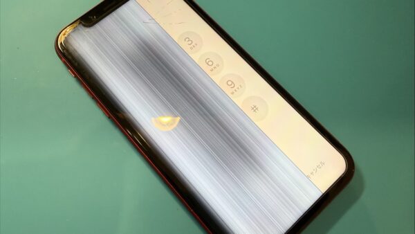 iPhone11液晶不具合も元通りに【iPhone修理所沢】