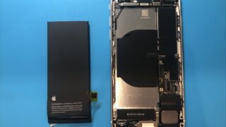 最大容量78%iPhoneSE3バッテリー交換【iPhone...