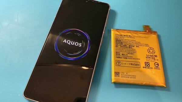 AQUOS Sense7 バッテリー交換【スマホ修理所沢】