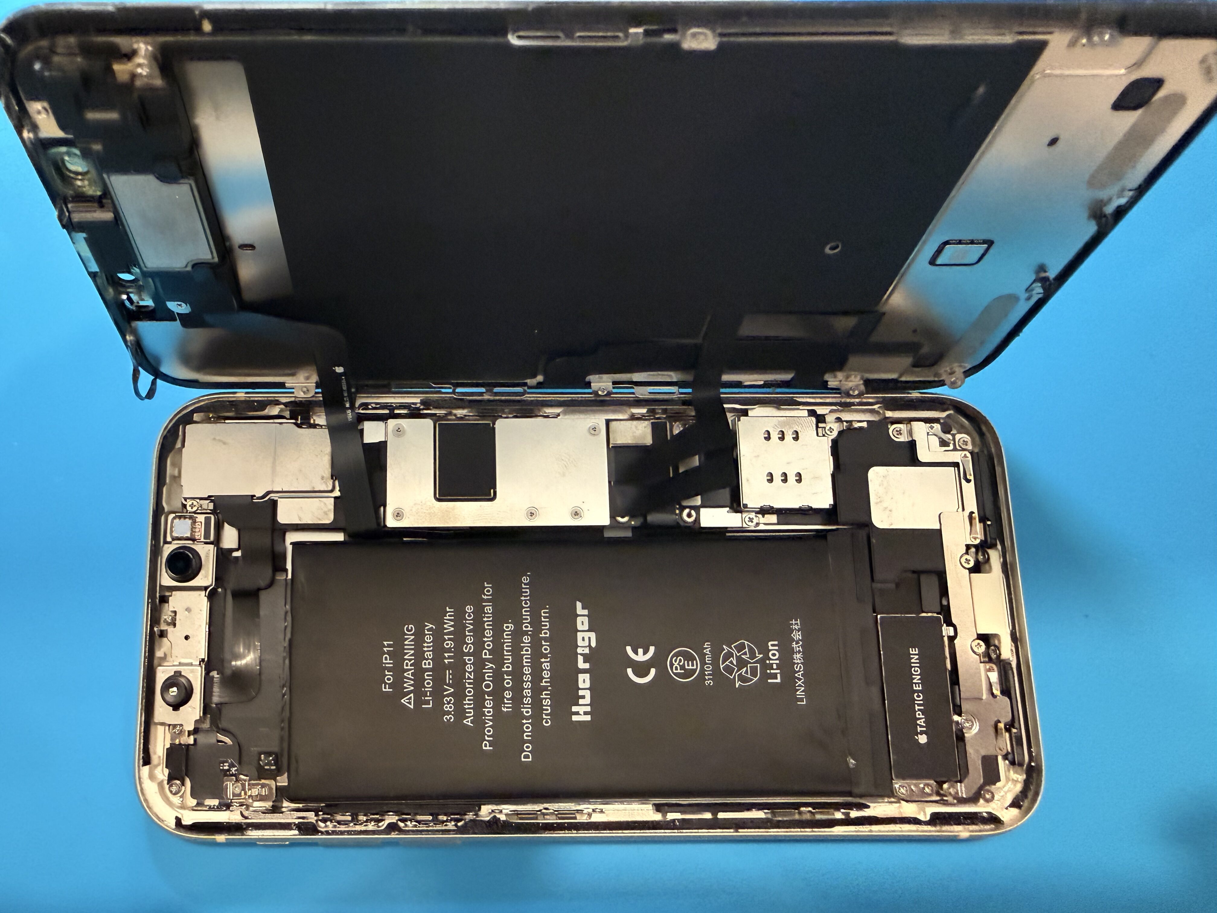 IiPhone11バッテリー交換端末開封