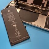 SE2バッテリー交換1,430円税込〜【iPhone修理所沢】