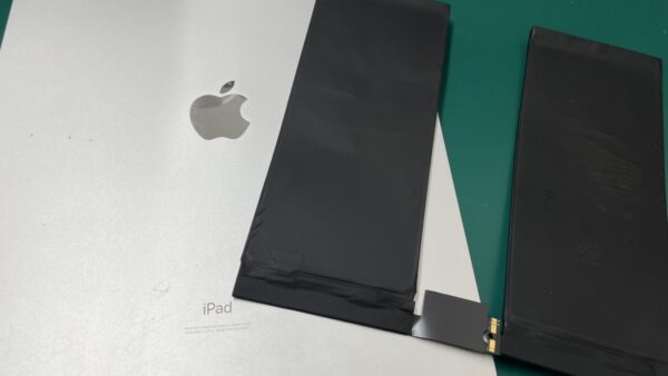 iPadPro12.9インチ第4世代バッテリー交換【iPad修理所沢】