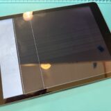 液体が染み込んで液晶故障の修理iPad第9世代【iPad修理所沢】
