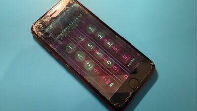 iPhoneSE2画面故障の修理【iPhone修理所沢】