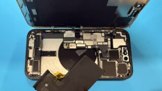 最大容量77%iPhone15Proバッテリー交換【iPho...
