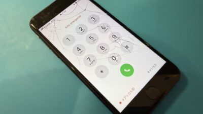 iPhoneSE3ガラス割れ即日修理【iPhone修理所沢】