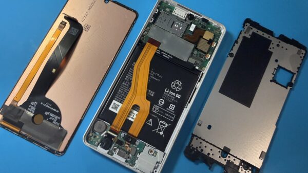 AQUOS Sense6バッテリー交換【スマホ修理所沢】