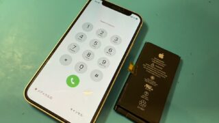 iPhone12miniバッテリー交換【iPhone修理所沢...